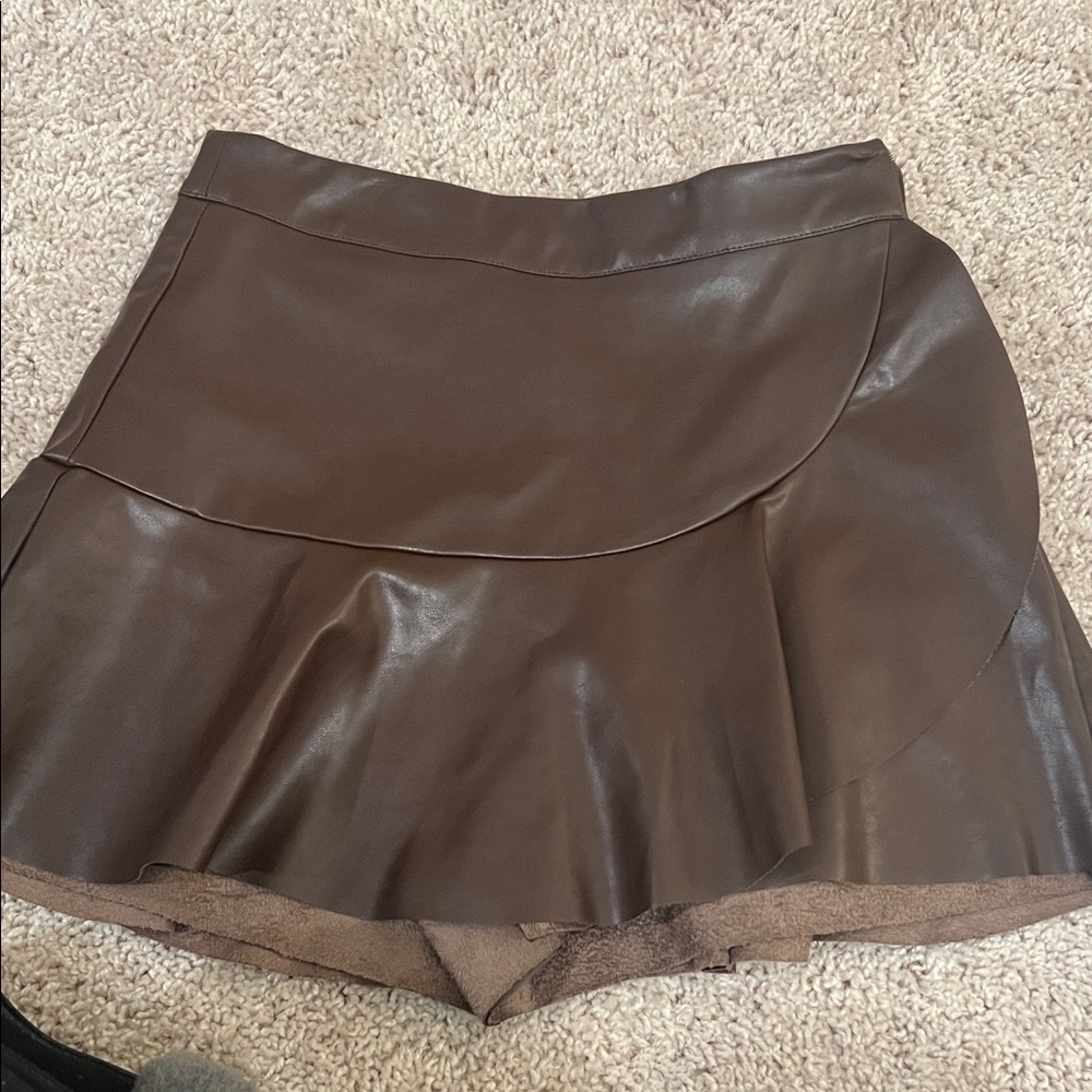 DO+BE Chocolate Brown Skort Faux Leather Detail